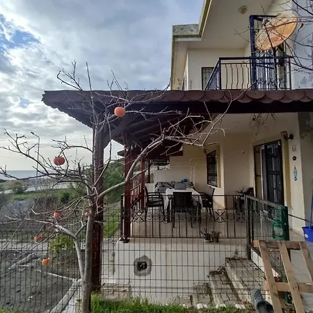 Vilă Karanfil 11