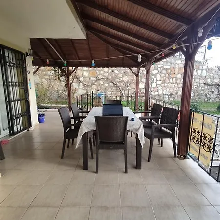 Karanfil 11 Vilă Seferihisar