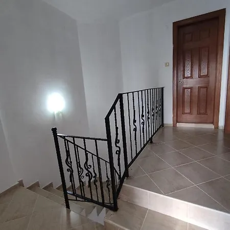 Karanfil 11 * Seferihisar